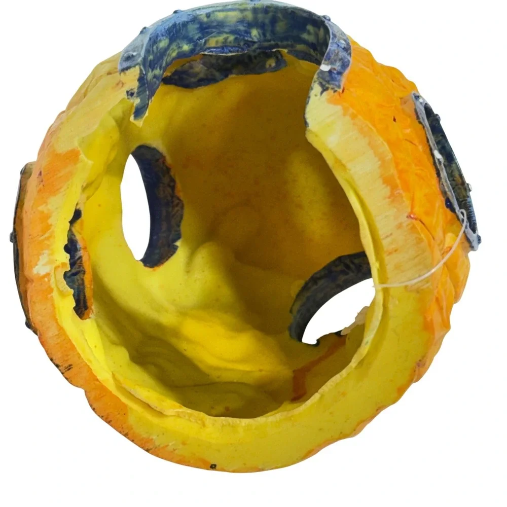 Nickelodeon SpongeBob Pineapple House Aquarium Ornament Kids Resin Yellow Decor